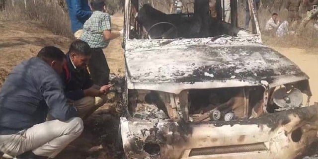 India Muslim Car Burned By Hindu Extremist