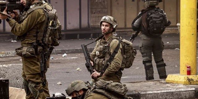 Israeli Troops