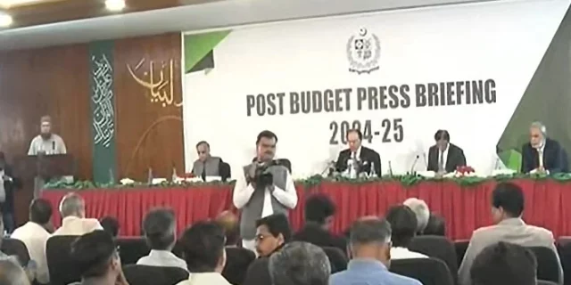 Post Budget Press Conference by Muhammad Aurangzaib