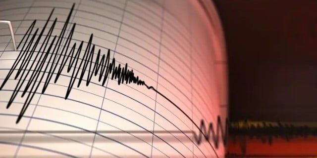 EarthQuake Jolt Islamabad Lahore Peshawar