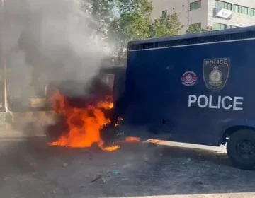 Karachi Police Van Fire