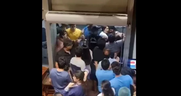 Family Fight in Karachi