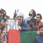 علی امین گنڈا پور کی جلسے سے خطاب کی تصویر