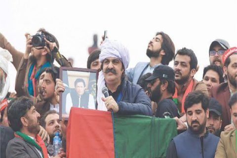 علی امین گنڈا پور کی جلسے سے خطاب کی تصویر