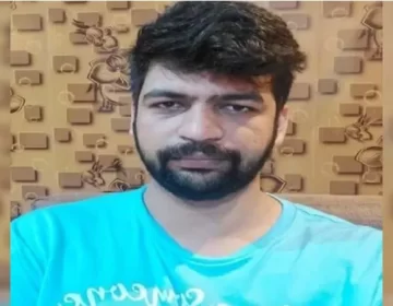 جعلی ڈاک ٹکٹ اسکینڈل میں امریکا کو مطلوب پاکستانی شہری کی فائل فوٹو